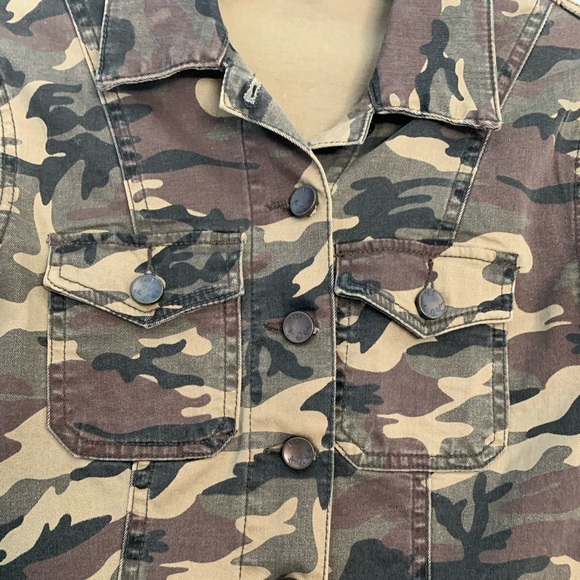 Army jacket - Picture 2 of 6